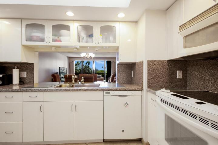 4748 S Ocean Boulevard Unit 301, Highland Beach, FL 33487