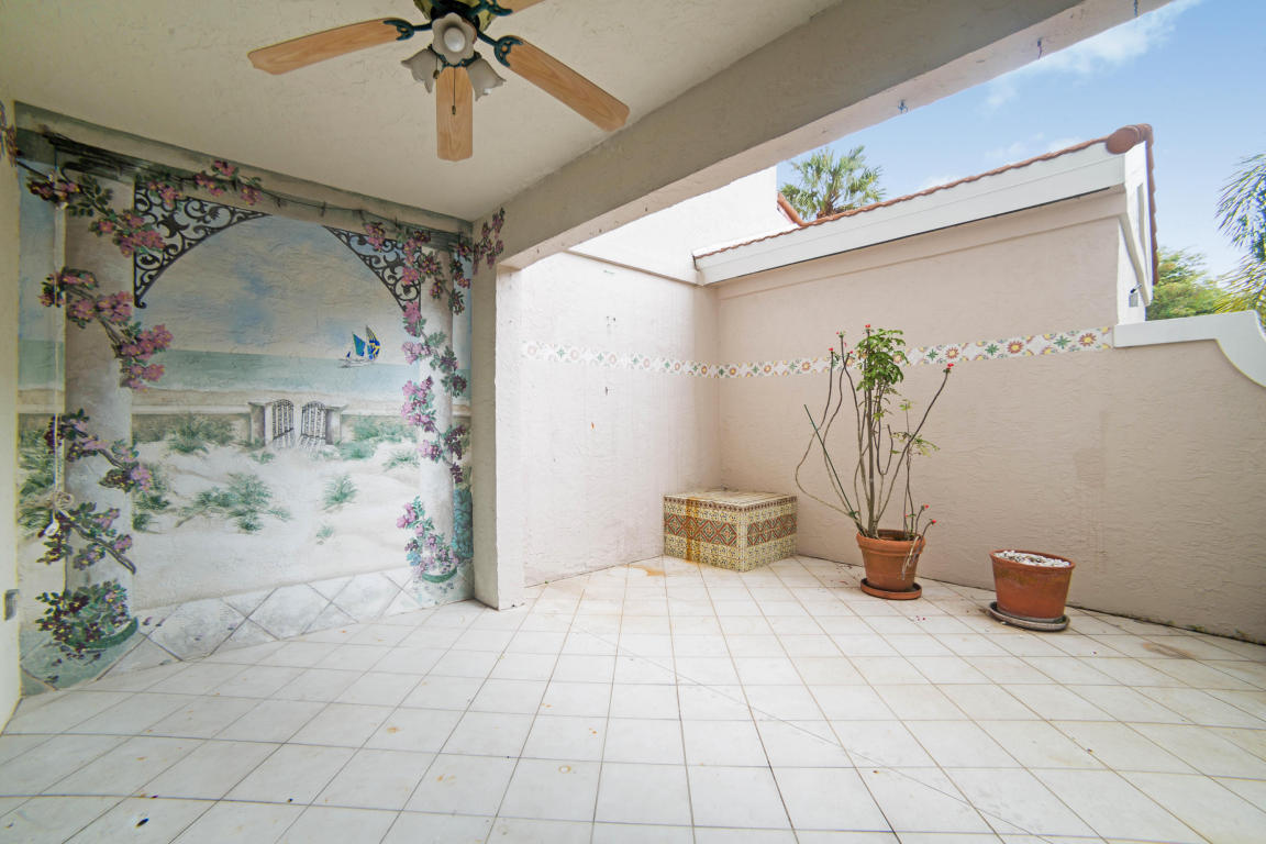 17047 Boca Club Boulevard, Boca Raton, FL 33487