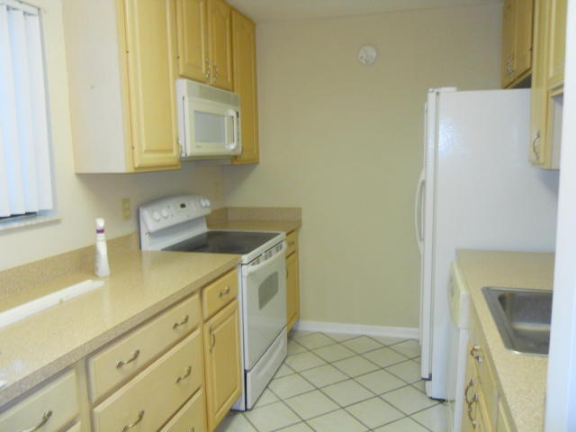170 NW 70th Street Unit 103, Boca Raton, FL 33487