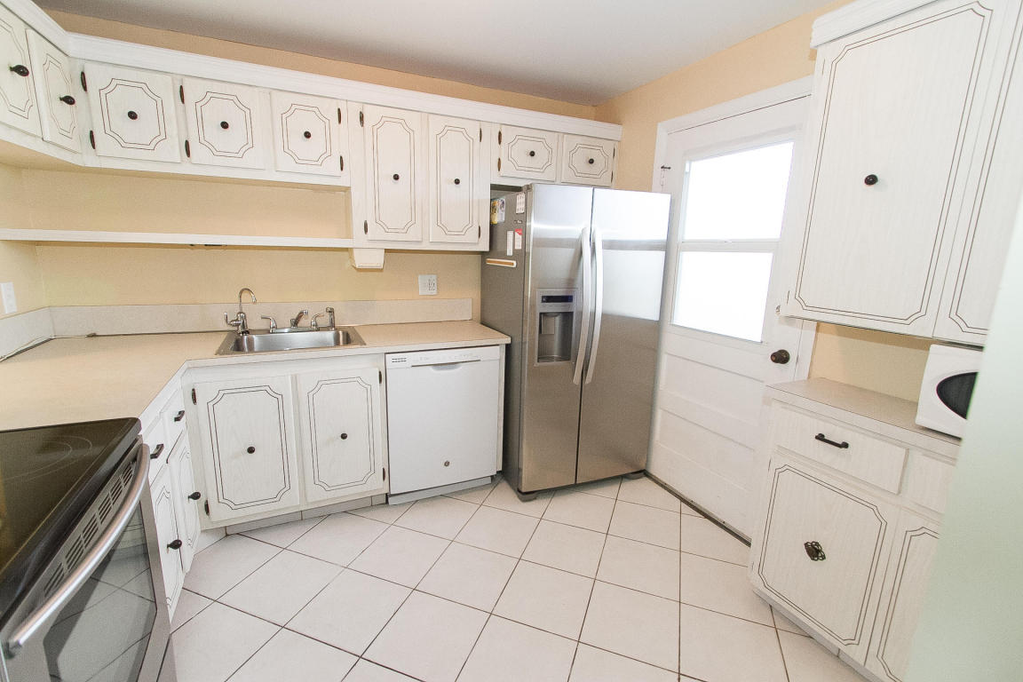 6161 NW 2nd Avenue NW, Boca Raton, FL 33487