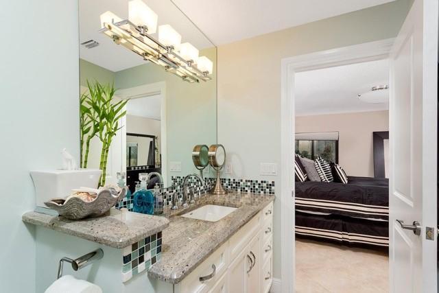 5200 E Club Circle, Boca Raton, FL 33487