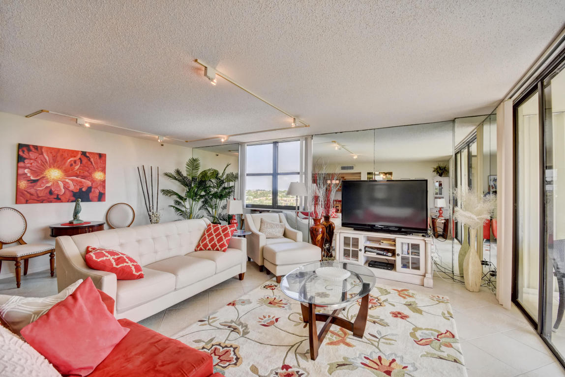 4600 S Ocean Boulevard, Highland Beach, FL 33487