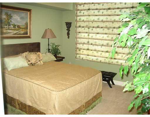 3740 S Ocean Boulevard, Highland Beach, FL 33487