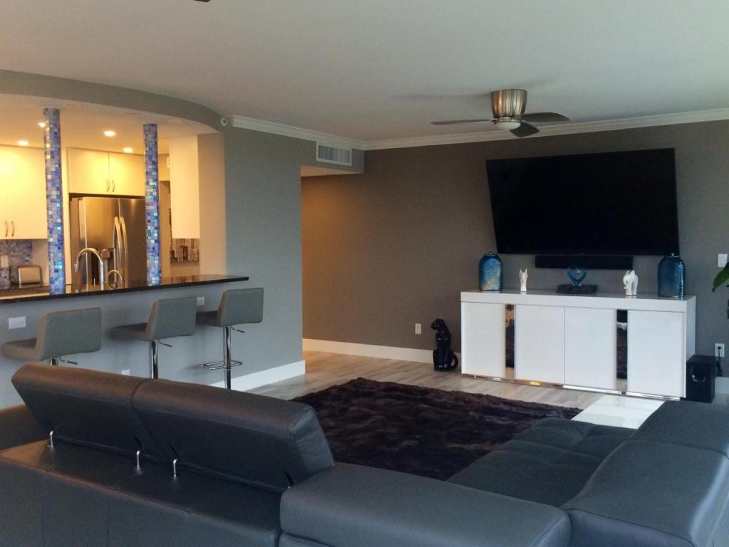 899 E Jeffery Street, Boca Raton, FL 33487
