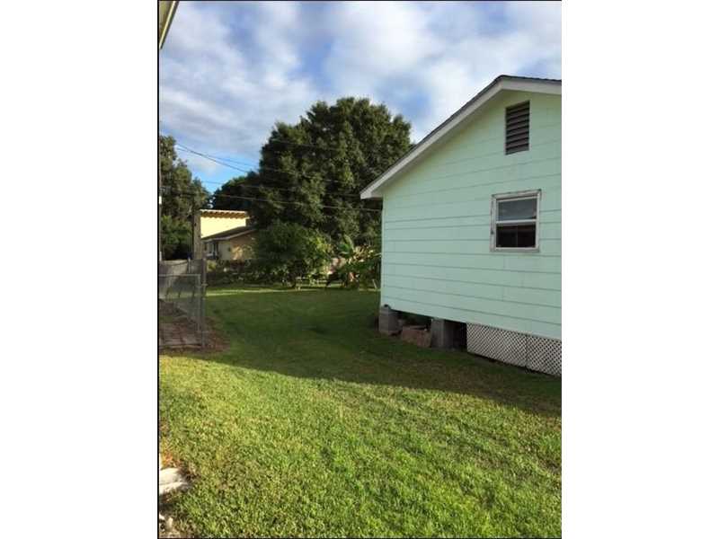 110 Southwest 2nd Ave, South Bay, FL 33493