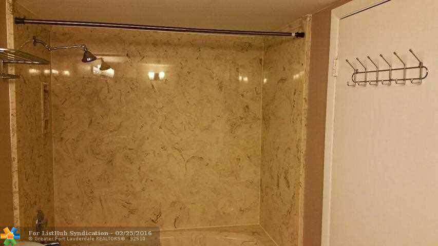 9951 Boca Gardens Trl B, Boca Raton, FL 33496