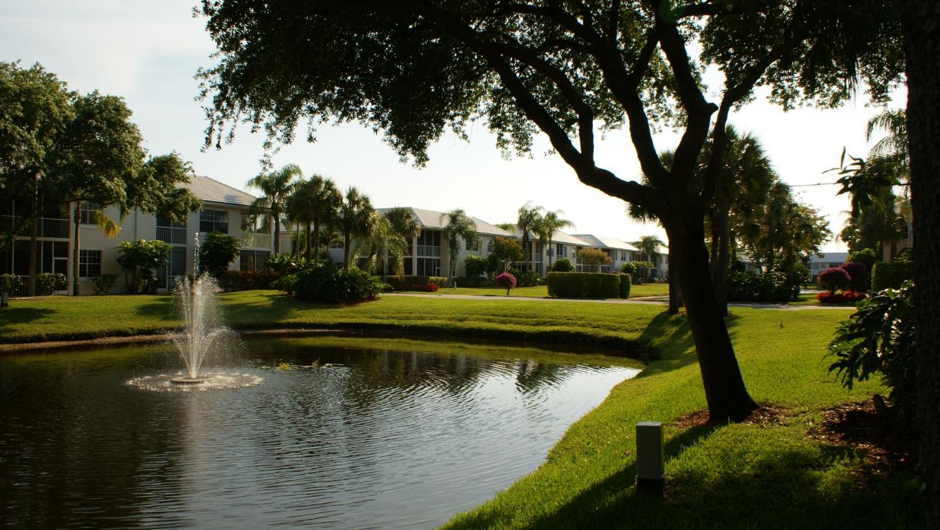 5083 Lake Catalina Drive, Boca Raton, FL 33496