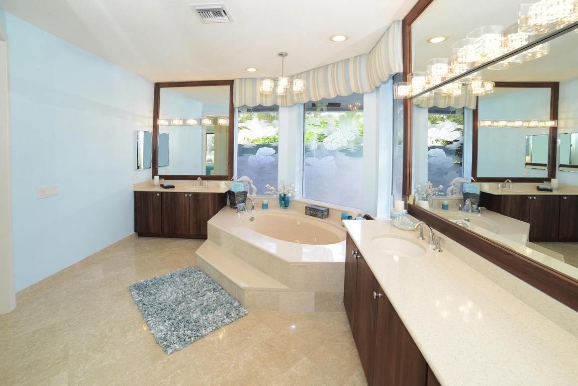 5896 NW 23rd Terrace, Boca Raton, FL 33496