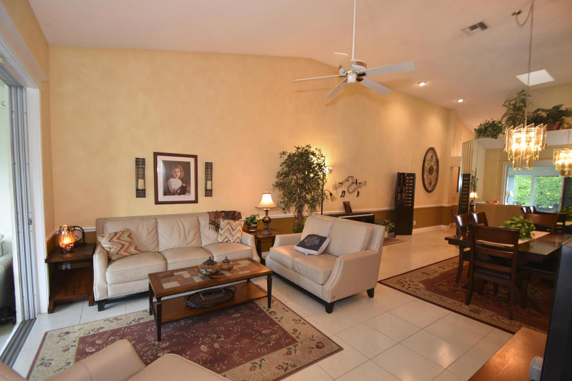 11001 Ladera Lane, Boca Raton, FL 33498