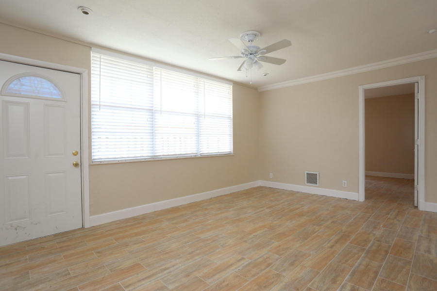 463 KINGSBRIDGE ST, Boca Raton, FL 33498