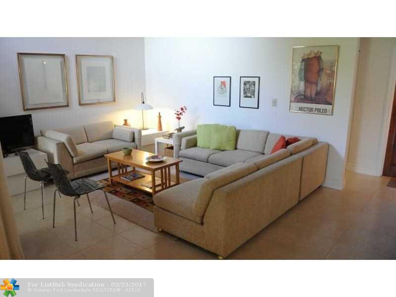 19621 Back Nine Dr, Boca Raton, FL 33498
