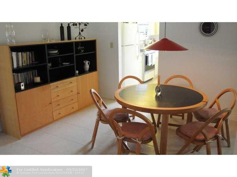 19621 Back Nine Dr, Boca Raton, FL 33498
