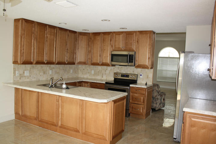 10812 BUTTONWOOD LAKE DR, Boca Raton, FL 33498