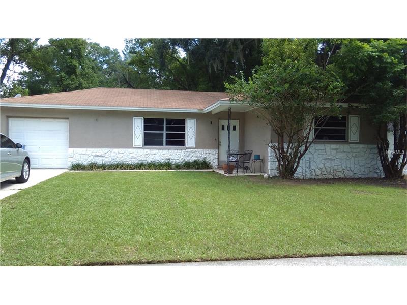 564 Robin Hill Circle, Brandon, FL 33510