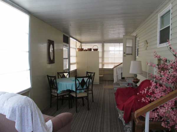 Red Oaks Carefree RV Resort5551 SW 18th Terrace Bushnell, FL 33513