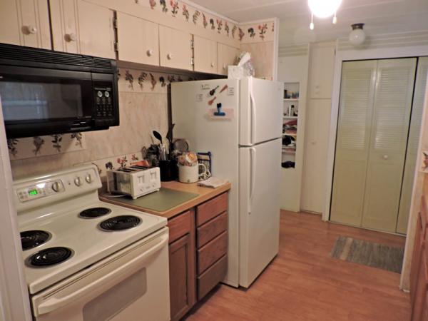 Dogwood Mobile Home Park506 W. Noble Ave Lot 112Bushnell, FL 33513