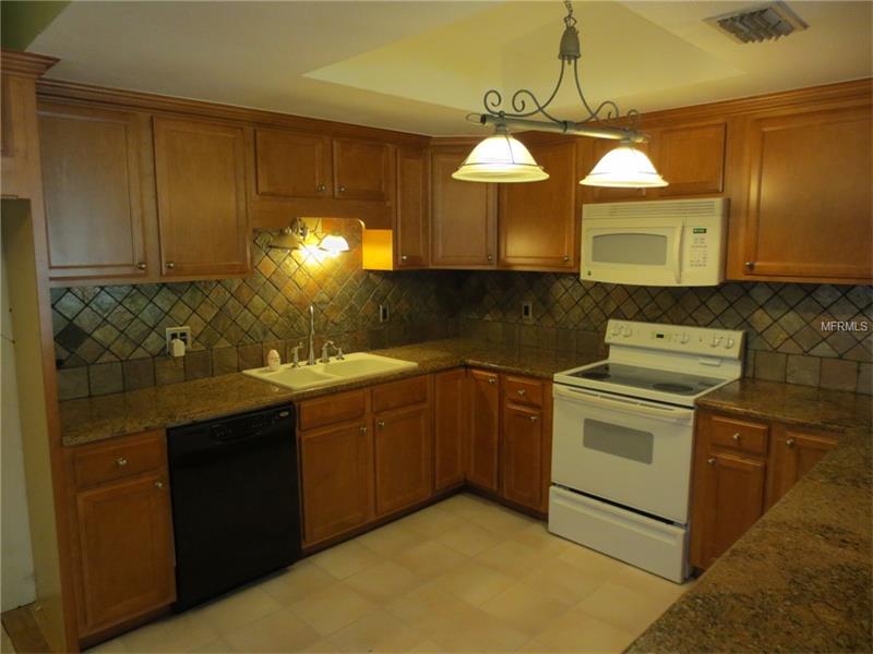 11340 SALLY ROAD, Dade City, FL 33525