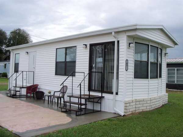 Blue Jay Carefree Community38511 Wilds Road Dade City, FL 33525