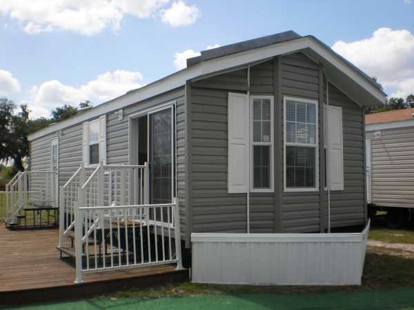 Blue Jay Carefree Community38511 Wilds Road Dade City, FL 33525