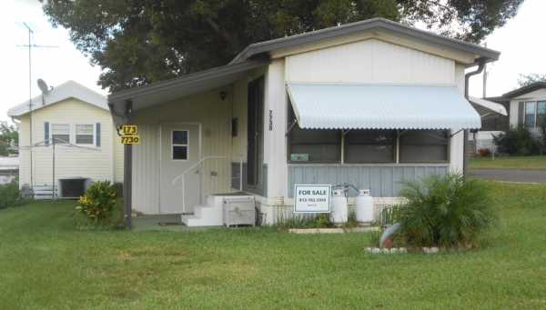 Baker Acres Carefree RV Resort7820 Wire Road Zephyrhills, FL 33540