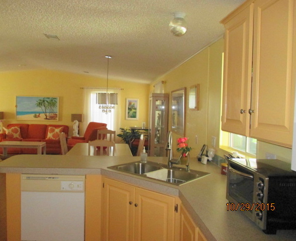 Forest Lake EstatesLOT 593 NON SHAREZephyrhills, FL 33540