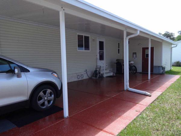 Forest Lake Estates5826 Naples DriveZephyrhills, FL 33540