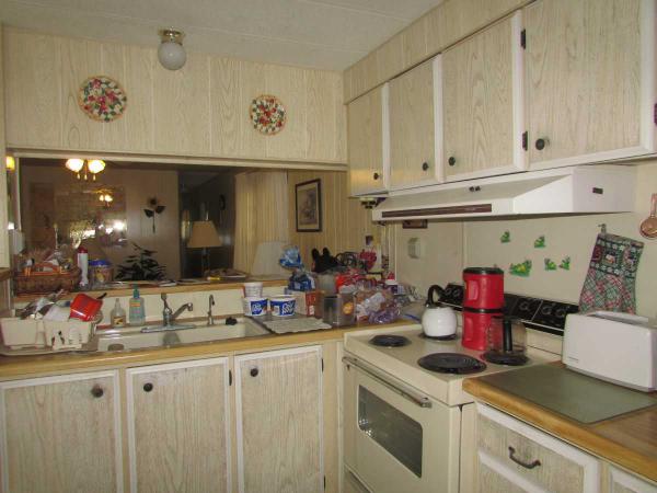 Sunnyside Mobile Home Park 5047 DAISY ST.Zephyrhills, FL 33541