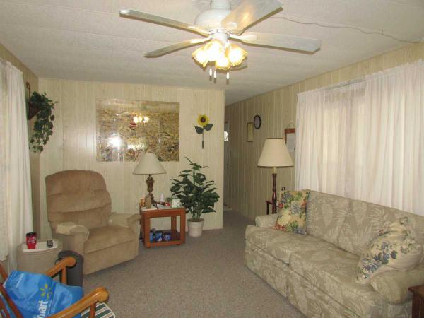 Sunnyside Mobile Home Park 5047 DAISY ST.Zephyrhills, FL 33541