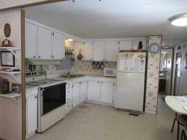 Sunnyside Mobile Home Park 5150 IDYLL LANEZephyrhills, FL 33541