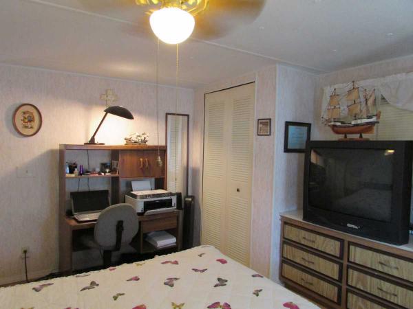 Sunnyside Mobile Home Park 5150 IDYLL LANEZephyrhills, FL 33541