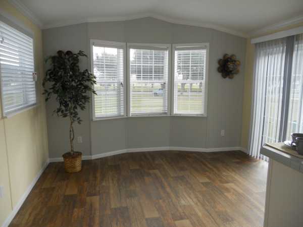 Southern Charm Carefree Community37811 Chancey Road Zephyrhills, FL 33541