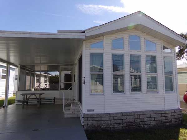 Southern Charm Carefree Community37811 Chancey Road Zephyrhills, FL 33541