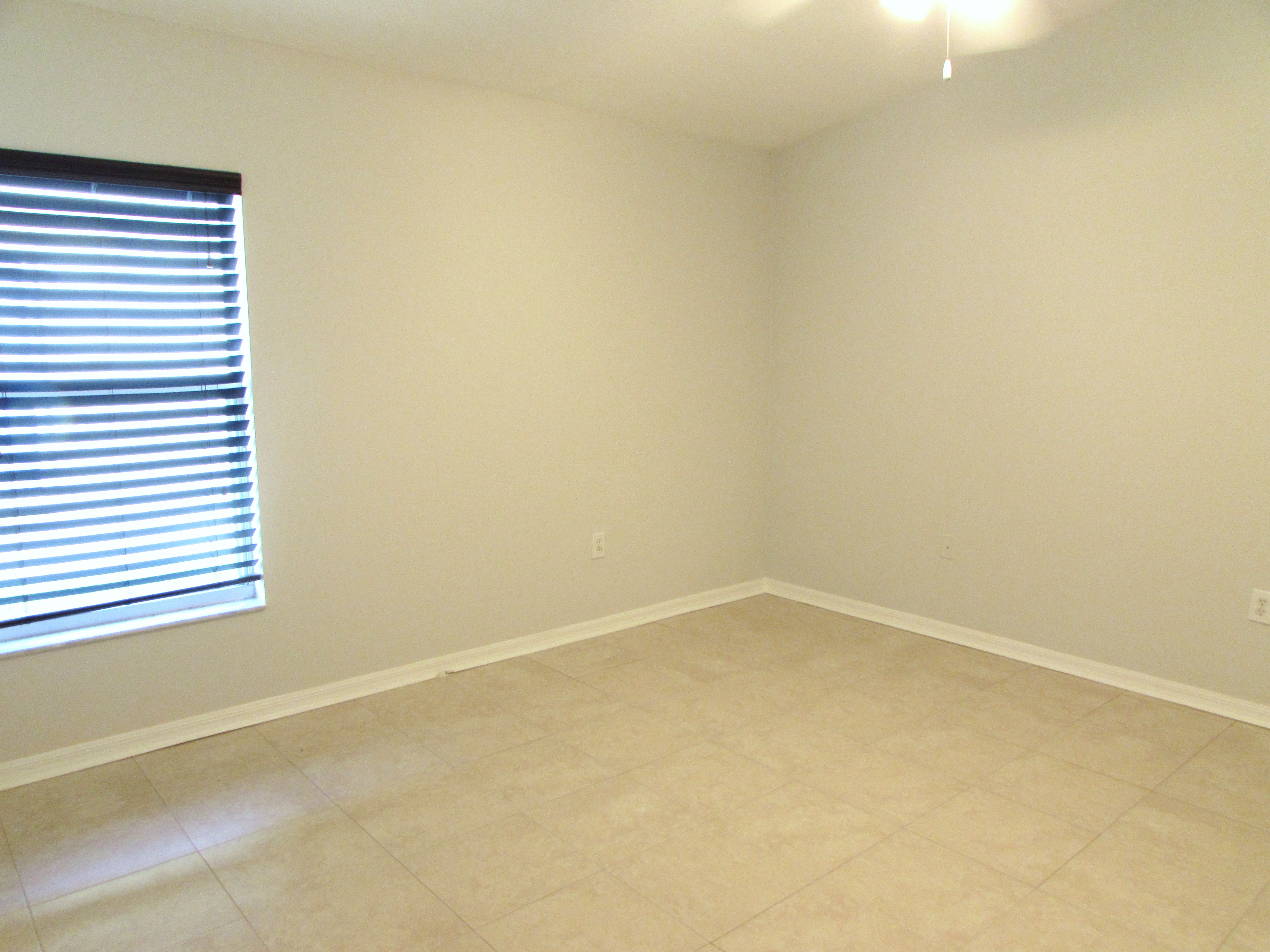 34646 Birchmont Lane, Zephyrhills, FL 33541