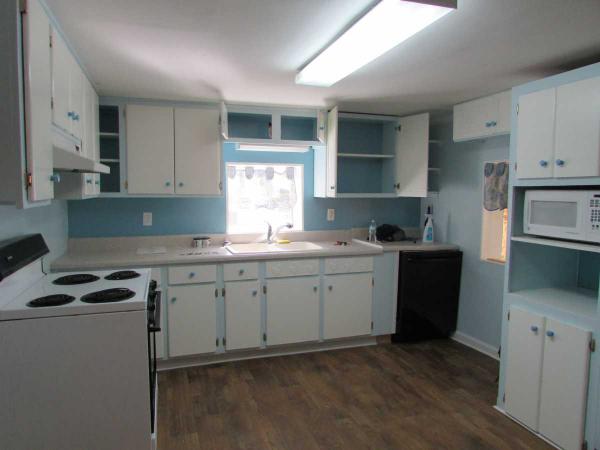 Friendly Mobile Home Park 37955 12th aveZephyrhills, FL 33542