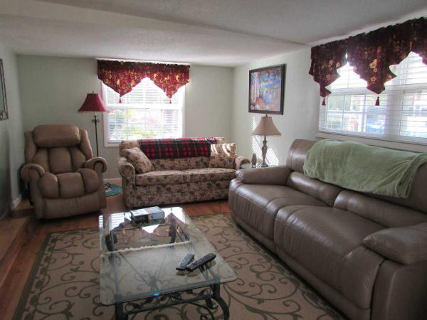 Florida Villas Mobile Home Park 37961 POONCAN CIRCLEZephyrhills, FL 33542