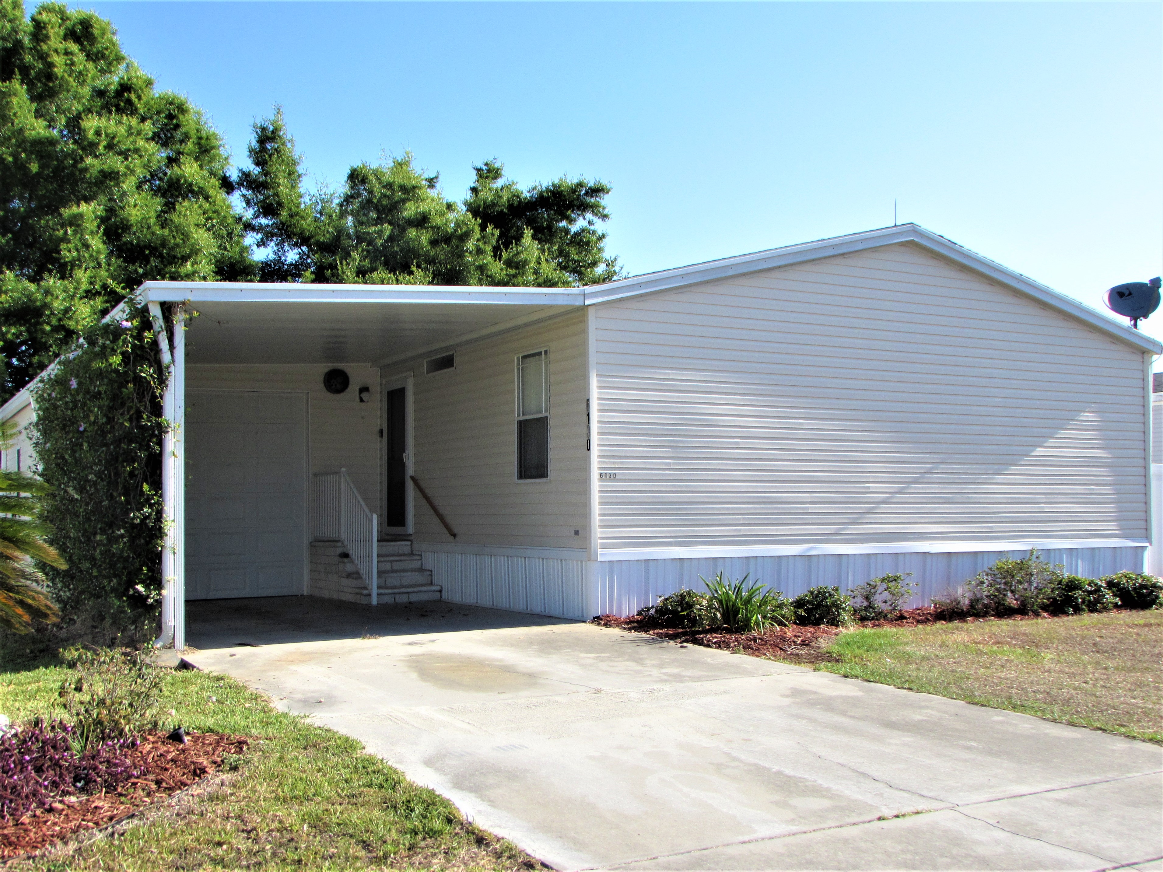 6130 Ridgeway Drive, Zephyrhills, FL 33542
