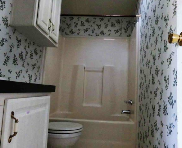39021 Kirkland DrZephyrhills, FL, 33542Pasco County