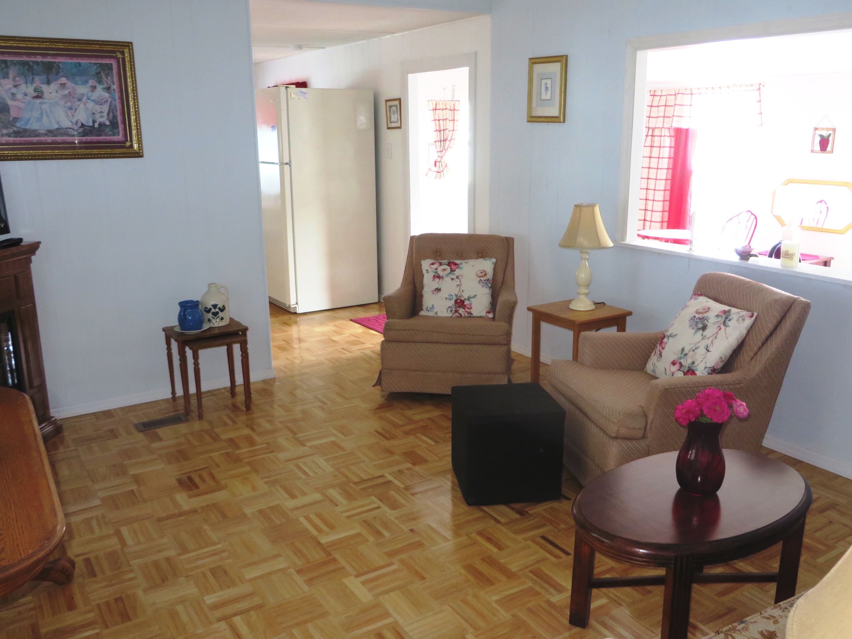 37136 SANDRA AVE, Zephyrhills, FL 33542