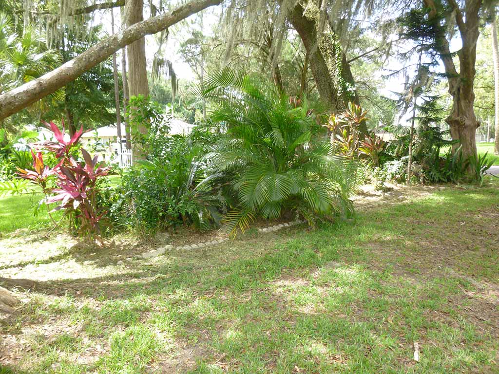 5712 20th St, Zephyrhills, FL 33542