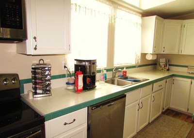 6123 Ridgeway Dr, Zephyrhills, FL 33542