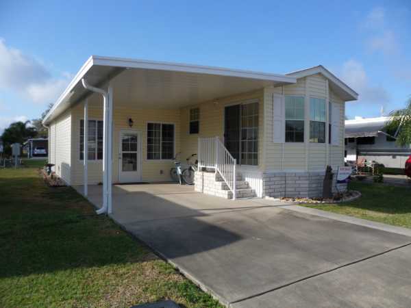 Majestic Oaks Carefree RV Resort39542 Cypress Point Lane Zephyrhills, FL 33542