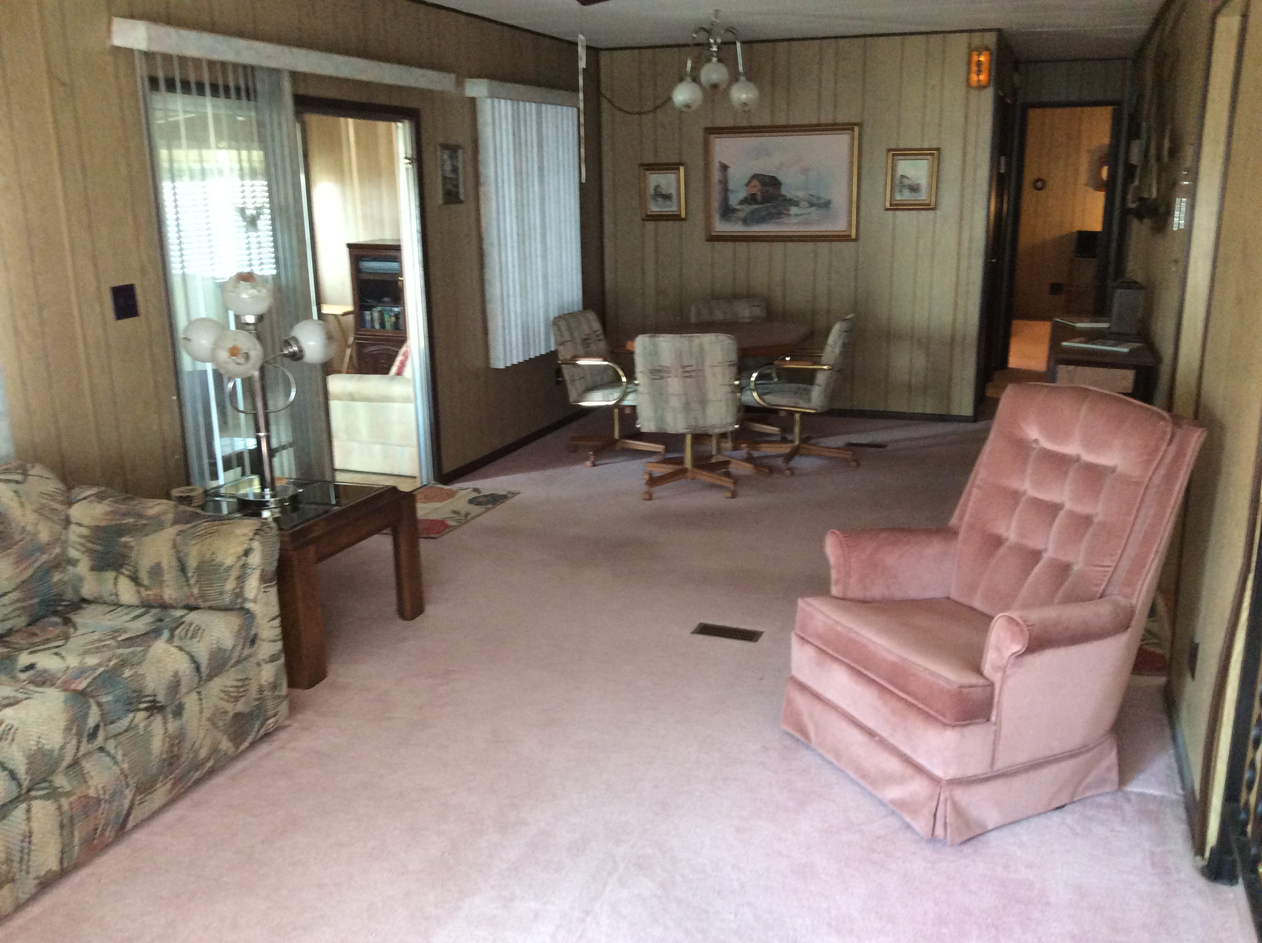 3927 Sarah Drive, Zephyrhills, FL 33543