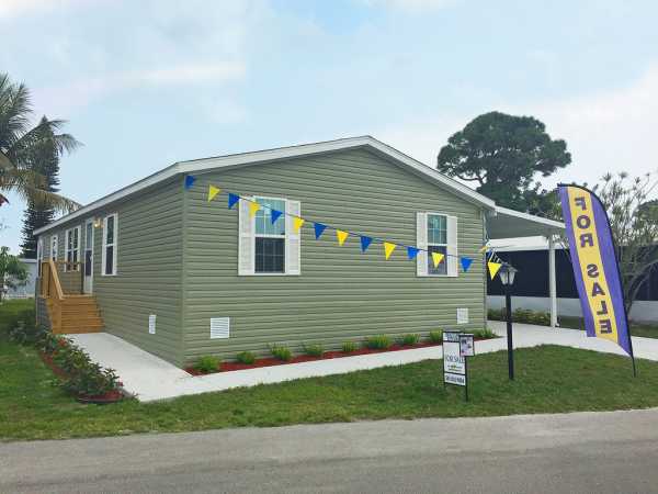 The Oaks at Countrywood 3212 Bending Oak Dr.Plant City, FL 33563