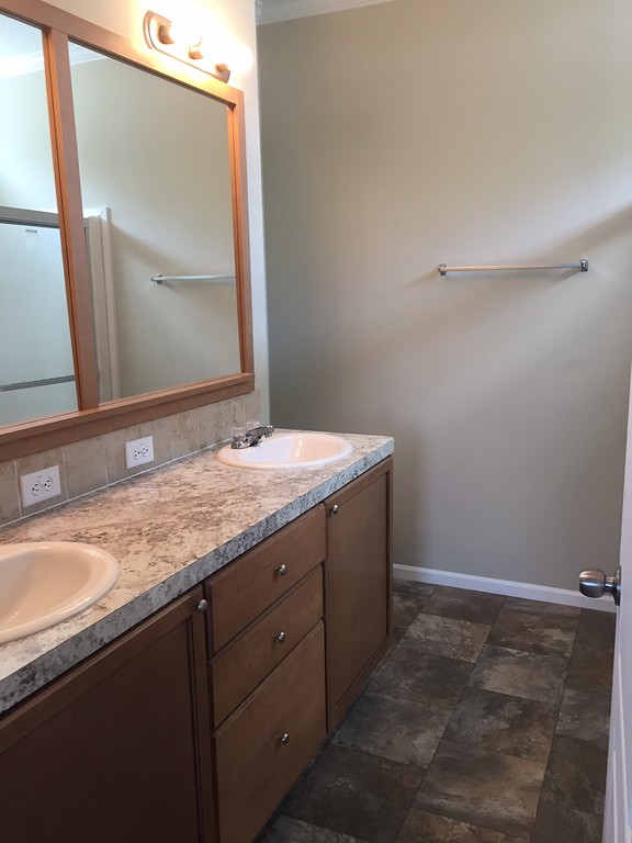 The Oaks at Countrywood 3224 Bending Oak Dr.Plant City, FL 33563