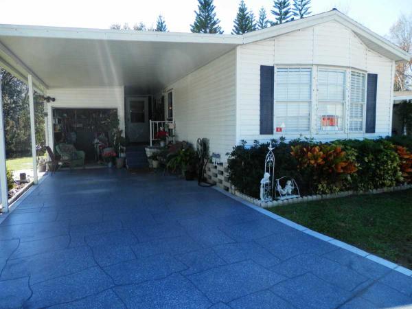 The Lakes at Countrywood443 Heron HollowPlant City, FL 33565