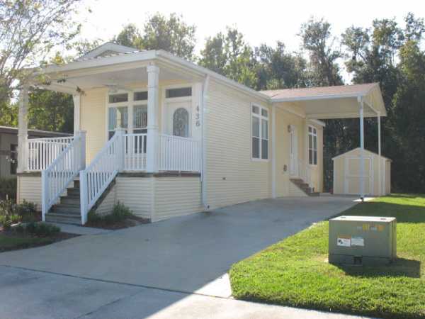 The Lakes at Countrywood436 Heron HollowPlant City, FL 33565