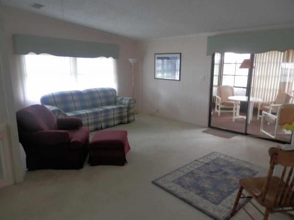 The Meadows and Arbors at Countrywood637 North Edgewater DrivePlant City, FL 33565