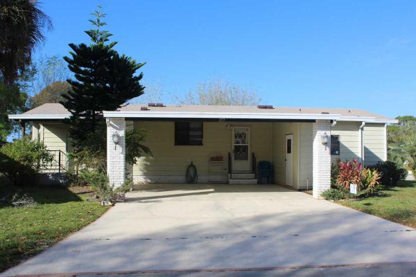 The Meadows and Arbors at Countrywood277 Country Club DrPlant City, FL 33565