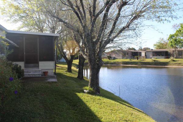The Meadows and Arbors at Countrywood277 Country Club DrPlant City, FL 33565