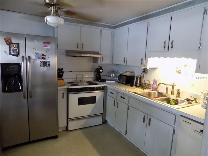 8615 PARKWAY CIRCLE, Riverview, FL 33569